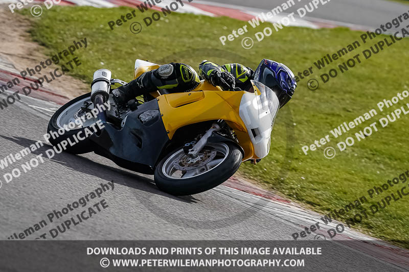 donington no limits trackday;donington park photographs;donington trackday photographs;no limits trackdays;peter wileman photography;trackday digital images;trackday photos